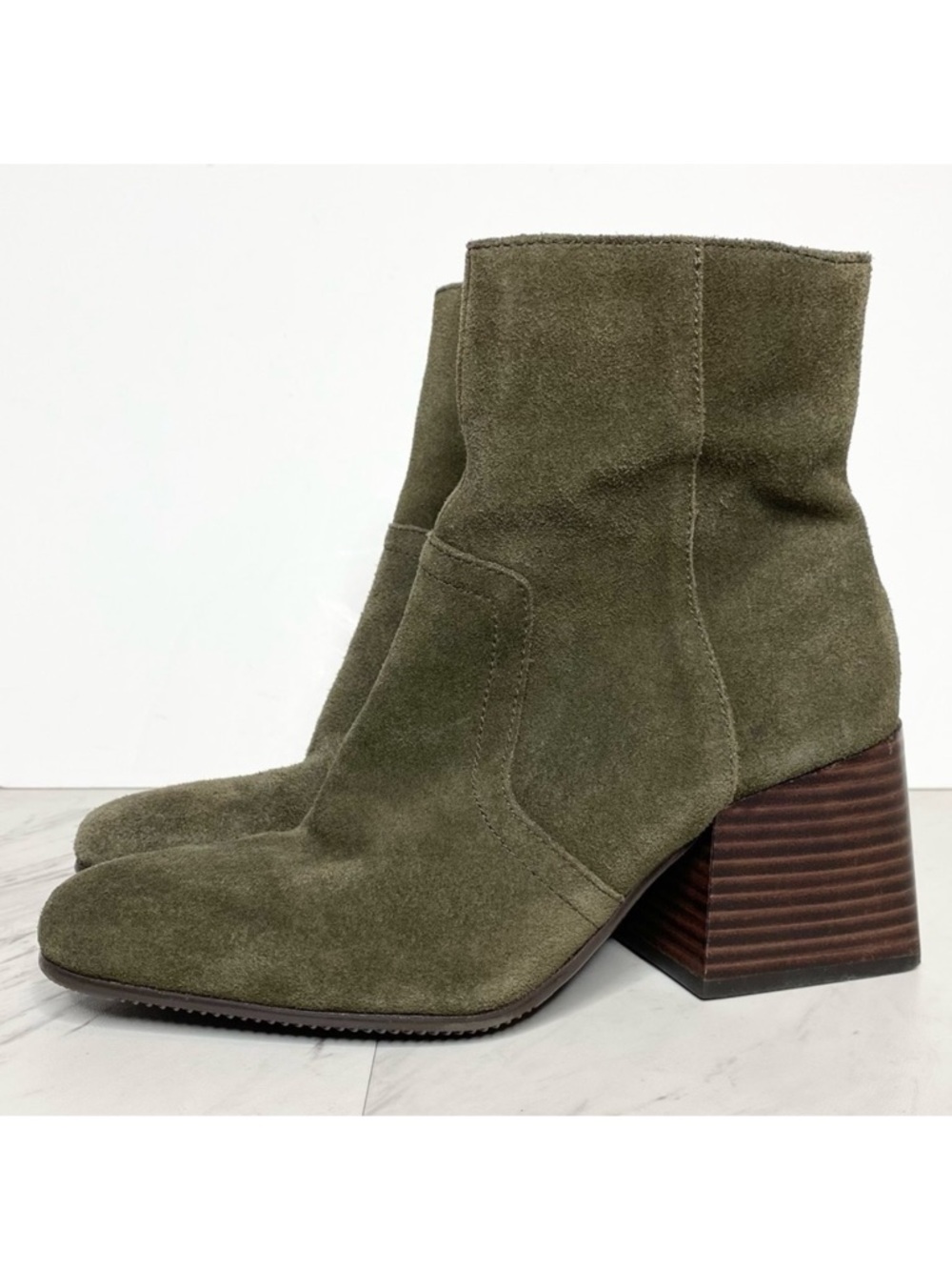 Blondo Salome Green Suede Bootie 5 1/2 M